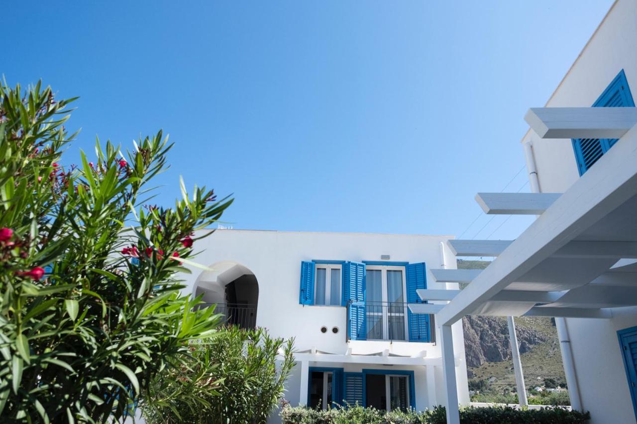 Casa Bambu Con Piscina A Holiday home Macari